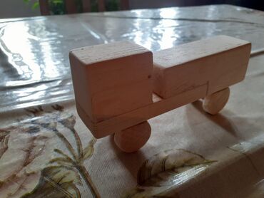 Şəkillər, tablolar: Yağlı boya ilə əl işləri və ağacdan olan əl işləri — 12