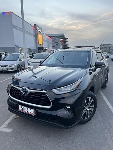 бочки на радиатор: Toyota Highlander: 2020 г., 2.5 л, Автомат, Гибрид, Кроссовер — 1
