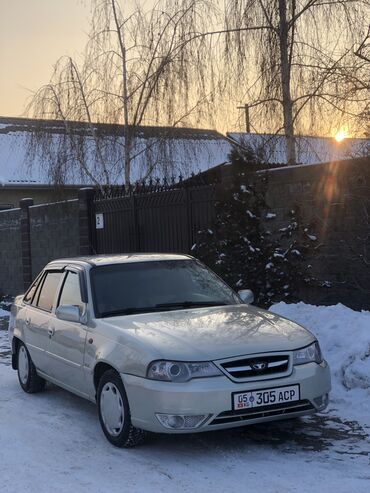 авто в рассрочку матиз: Daewoo Nexia: 2008 г., 1.5 л, Механика, Бензин, Седан