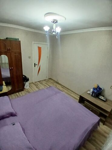 merdekanda menzil: Saray, 4 otaqlı, Köhnə tikili, 91 kv. m