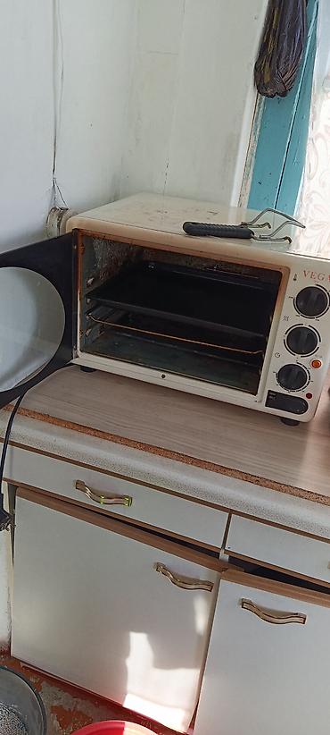 тандыр печ: Духовка в хорошем рабочем состоянии, хорошо печет. В комплекте один — 2