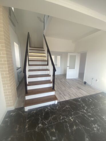 Продажа домов: Дом, 210 м², 4 комнаты, Собственник at lalafo.kg — 4 Продажа домов: Дом, 210 м², 4 комнаты, Собственник — 4