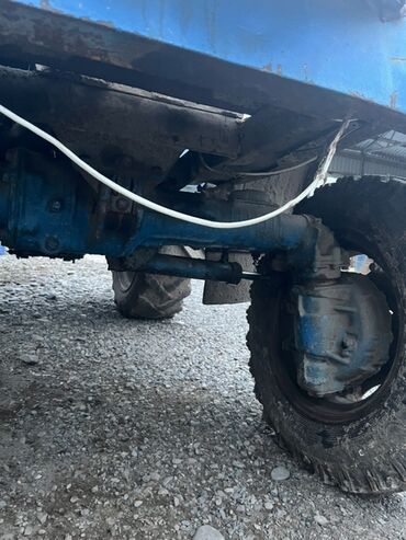 Traktorlar: Tarktor satılır hec bir prablemi yoxdur 80 dır 82 perdokuyla qiymət — 6