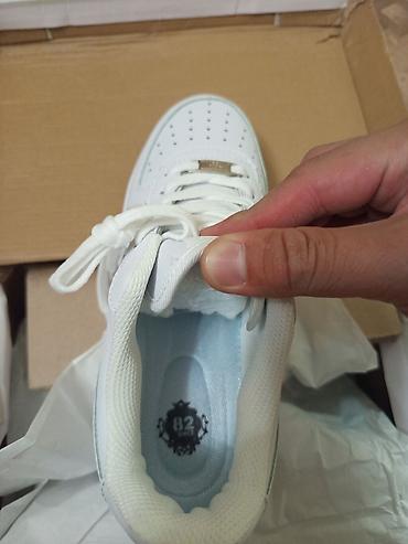 37: Белые кроссовки в классическом стиле court. Nike air max. Новые 37 — 2