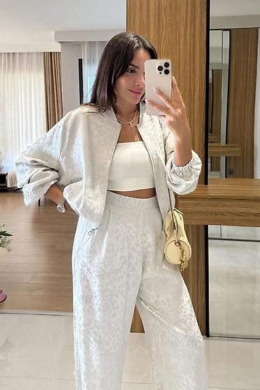 Kompleti: π²ππππππππ πΊππππ β¨
βοΈ Velicine S M L
βοΈ Cena 5200 dinara na lalafo.rs β 4 Kompleti: π²ππππππππ πΊππππ β¨
βοΈ Velicine S M L
βοΈ Cena 5200 dinara β 4