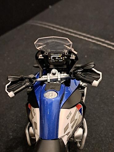 Figurice i makete: Motor BMW R1250 GS 1/12 NOVO! Vrhunski odradjen model BMW-a R1250 — 11