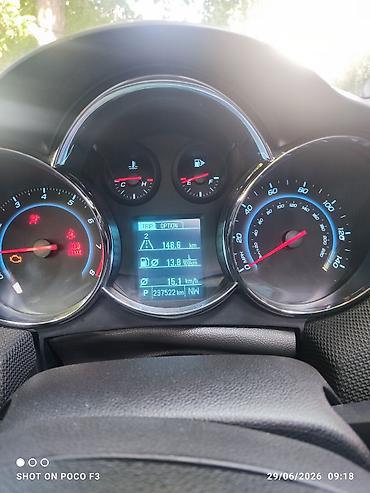 235 55 18: Chevrolet Cruze: 1.4 l | 2014 il 237522 km Sedan — 8