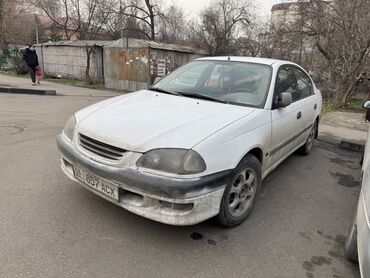 Toyota: Toyota Avensis: 2000 г., 1.6 л, Механика, Бензин, Седан