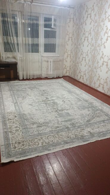 двухэтажные дома: 2 комнаты, 49 м², 104 серия, 1 этаж, Старый ремонт