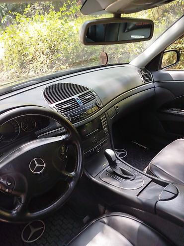 Mercedes-Benz: Mercedes-Benz E-Class: 2.4 л | 2002 г. Седан — 9