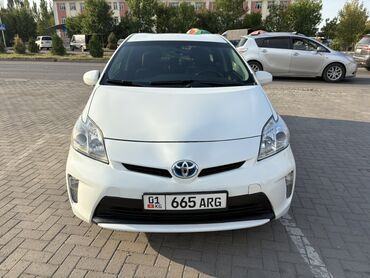 очки фирменные: Toyota Prius: 2012 г., 1.8 л, Вариатор, Гибрид, Хэтчбэк