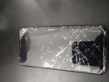 elci paltar yuyan: LG K10 2017, 16 GB, rəng - Qızılı, Sensor, Barmaq izi, İki sim kartlı