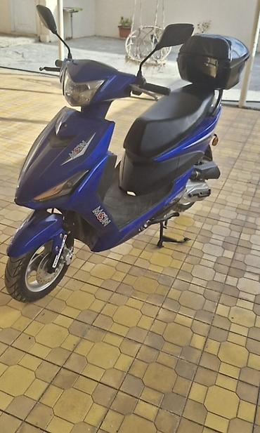 bmw sürətlər qutusu: Moped/skuter – şəhər içi praktik nəqliyyat - Rəng: mavi - Kuzov — 1