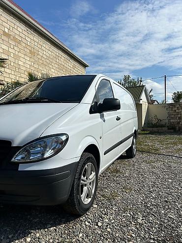 volkswagen tiguan 2 mano: Mercedes-Benz Vito: 2.1 l | 2009 il Van body type — 2