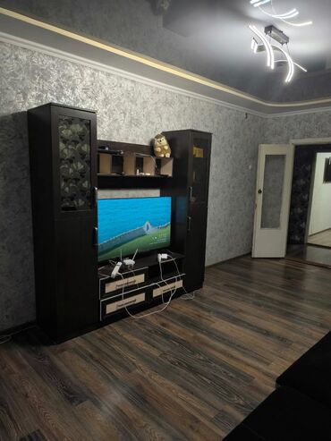 Продажа квартир: 3 комнаты, 76 м² — 4