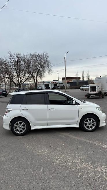 Toyota: Toyota Ist: 2002 г., 1.5 л, Автомат, Бензин, Хэтчбэк — 7