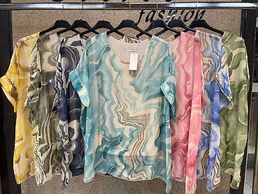 prsten dukat: Bluze
Cena 2200
Vel. do 4xl
V17 — 5