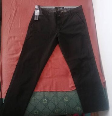 bordo pantalone zenske: Martini Vesto muške pantalone 36