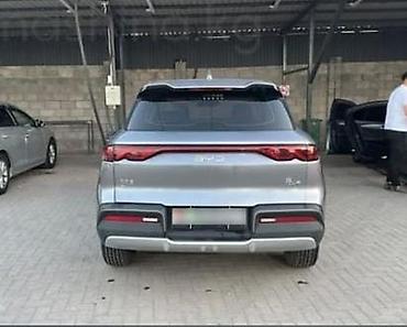 roewe ei5: Электромобиль кроссовер (серый металлик)-70кВТ Главное: - Тип — 6
