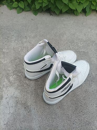 джордан 1: Мужские кроссовки, 37, 40, Nike, Б/у, цвет - Белый, Самовывоз, Платная доставка — 8