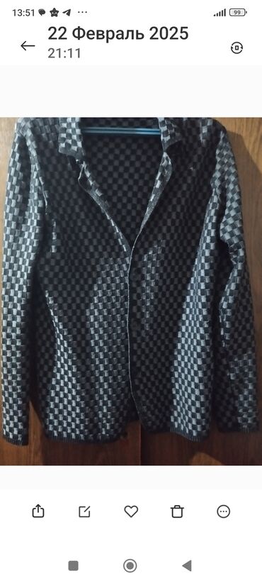 Пальто: В отличном состоянии Корейское польто.Очень удобное' модное. теплые — 22