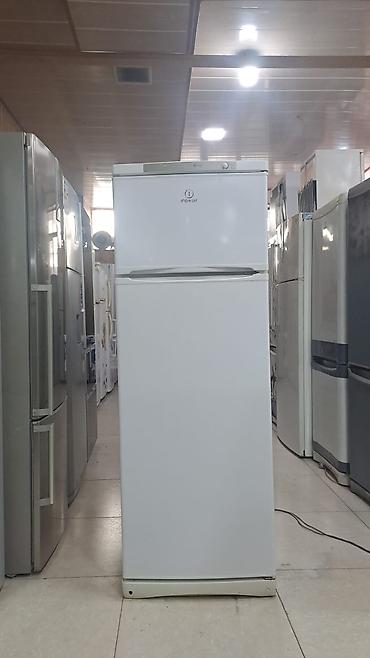 Mətbəx texnikası: Indesit iki qapılı soyuducu - Üst bölmədə dondurucu, alt bölmədə — 1