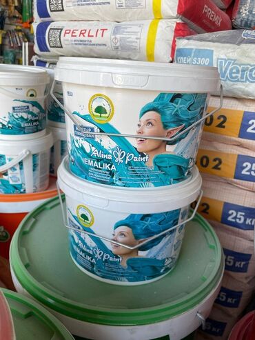 сколько стоит водоэмульсионка: Ведро краски Alina Paint Emalika, предназначенное для внутренних и