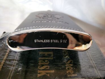 Ostalo posuđe: Nova,vintaz pljoska za pice,od nerdjajuceg celika. Poljiska za pice — 9