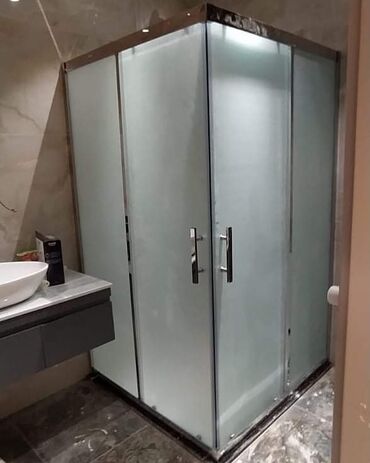 Duş kabinaları, arakəsmələr: Yeni Üstü açıq kabina, Künc üçün, Pulsuz çatdırılma — 30