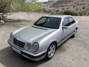 Mercedes-Benz: Mercedes-Benz E-Class: 1998 г., 2.4 л, Автомат, Газ, Седан