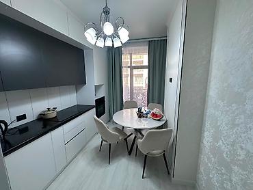 3 комнаты, 94 м², Асанбай мкр 9 этаж