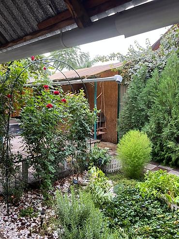 Продажа коттеджей и домов: 🏡 ПРОДАЁТСЯ ДОМ ОТ СОБСТВЕННИКА! 📍г. Бишкек, Ленинский район пер — 28