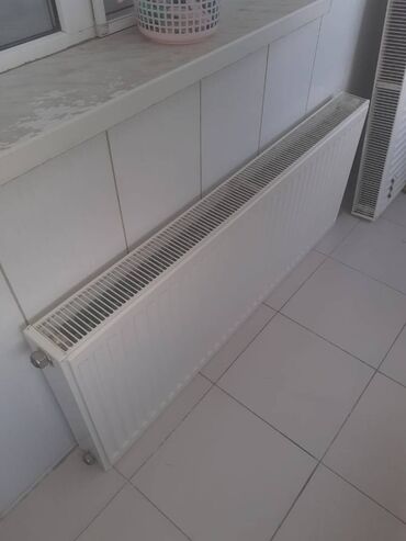 Radiatorlar: İşlənmiş Panel Radiator Ünvandan götürmə, Zəmanətsiz, Kredit yoxdur