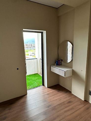 Продажа домов: 6 комнат, 170 м², 5 соток, Бишкек, Собственник — 8