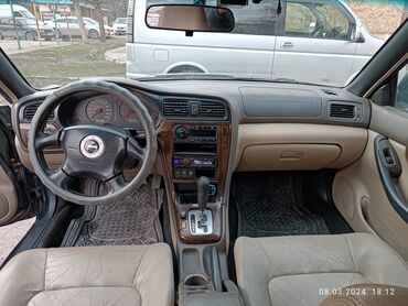 лев: Subaru Outback: 2003 г., 3 л, Автомат, Газ, Универсал