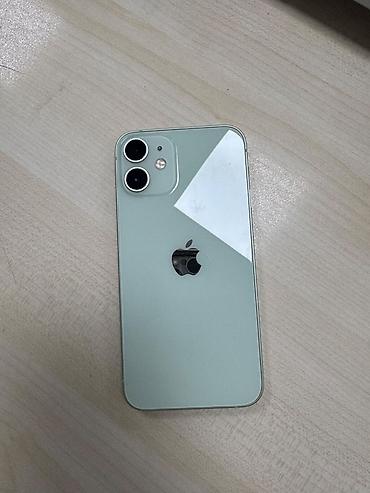 beats solo 3: IPhone 12 mini, Yaşıl, Face ID — 1