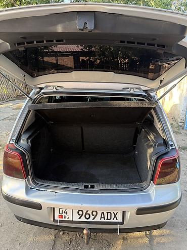 sprinter 4 4: Volkswagen Golf: 2002 г., 1.6 л, Автомат, Бензин — 8