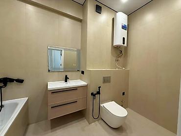 моя: 2 комнаты, 60 м², 12 мкр Элитка, 11 этаж, Евроремонт — 9