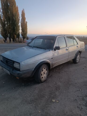 авто телега: Volkswagen Jetta: 1985 г., 1.8 л, Механика, Бензин, Седан