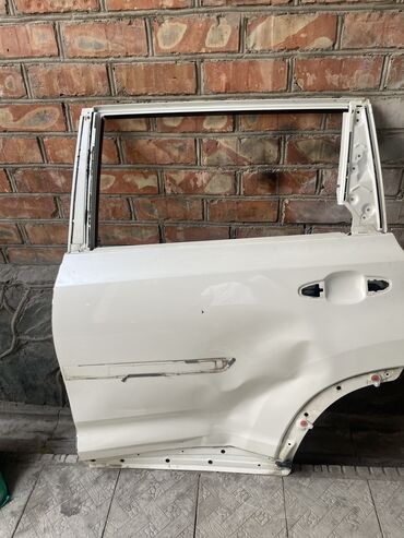 купить дом в кр: Эшик Арткы сол Toyota, Колдонулган, Оригинал