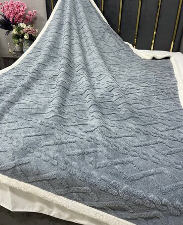 Комплекты постельного белья: Постельное бельё, плед пледы, покрывала, полотенца банные для лица — 23