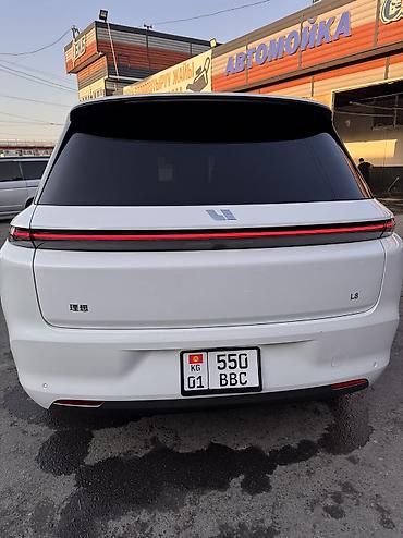 byd leopard 5: Lixiang L8: 2025 г., 1.5 л, Автомат, Гибрид, Внедорожник — 3