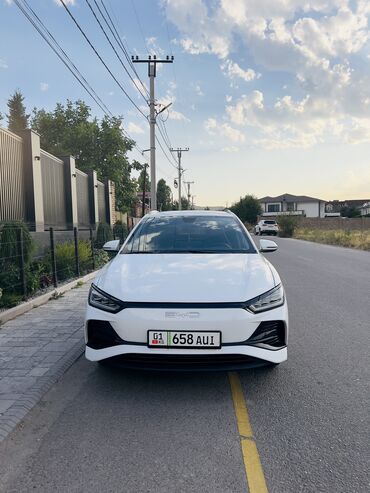 зарядное устройство для электромобиля: Byd e2 стильный и экономичный электрокар созданный для комфортных