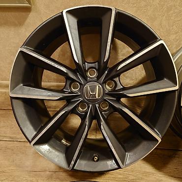 Диски: Литые Диски R 17 Honda, Комплект, отверстий - 5, Б/у — 5