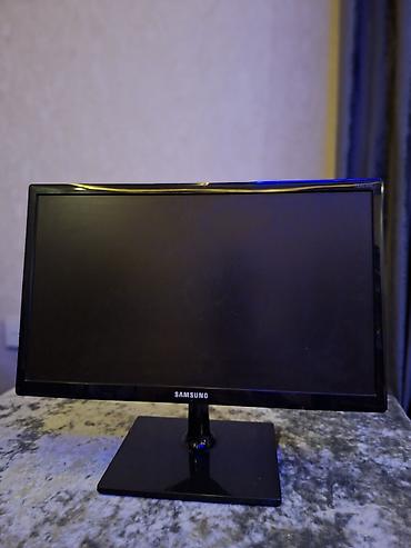 pc monitor: Samsung 22" LED monitor/TV (T22C350) Xüsusiyyətlər: - 22 düym LED — 5