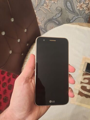 lg telefonlar: LG K10 2017, 16 GB, rəng - Qızılı