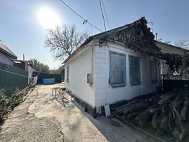 Үйлөрдү сатуу: 3 бөлмө, 60 м², 4 соток, Бишкек, Чиркөө Риелтор — 2