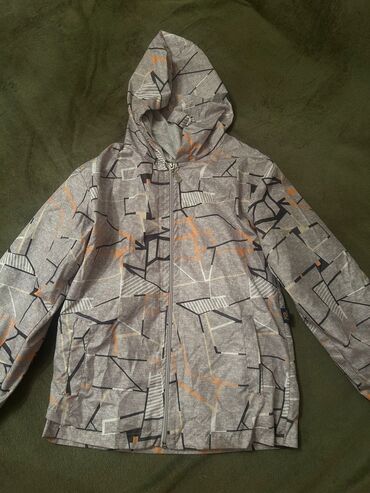 Dəstlər: Uşaq üçün kapüşonlu jaket/ vetrovka