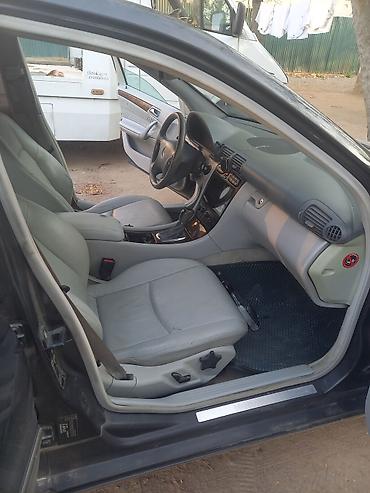 сешка мерс: Mercedes-Benz C-Class: 2002 г., 3.2 л, Автомат, Бензин — 7
