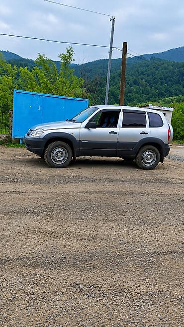naxçıvan avto: Chevrolet Niva: 1.7 l | 2011 il 213000 km Ofrouder/SUV — 4